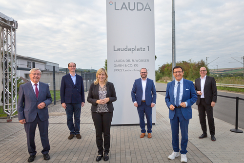 Picture: Group picture at the inauguration of Laudaplatz 1 Group picture at the inauguration of Laudaplatz 1