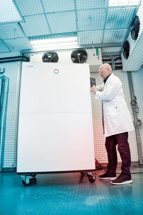 Picture. 1: Integral P process thermostats Picture. 1: New Integral P process thermostats